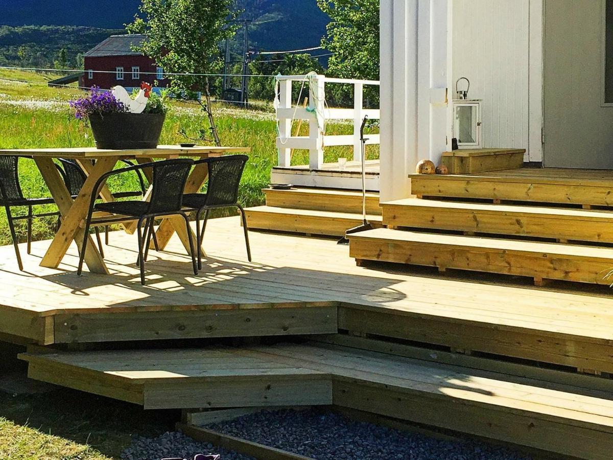 6 Person Holiday Home In Senjahopen Mefjordvaer Номер фото